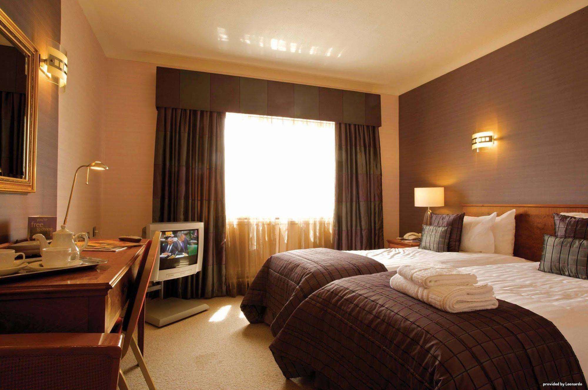 Best Western Aberavon Beach Hotel Порт-Толбот Номер фото