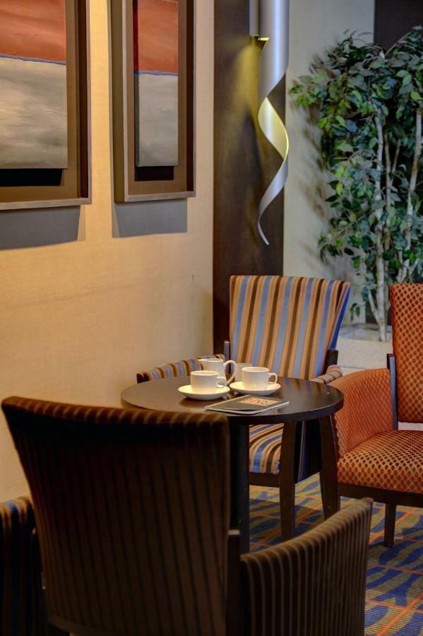Best Western Aberavon Beach Hotel Порт-Толбот Екстер'єр фото